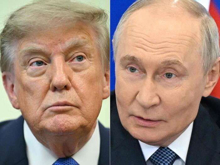 L'immagine rappresenta un collage di ritratti di uomini in abiti formali, tra cui Vladimir Putin e Donald Trump, riconoscibili nella scena. Si prevede una telefonata imminente tra i due leader riguardo a un allarme di peste. I volti mostrano caratteristiche di uomini adulti, con capelli grigi e indossano cravatte. L'atmosfera &egrave; di formalit&agrave; e seriet&agrave;, evidenziata dai dettagli dei loro abiti.